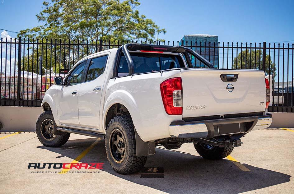 NISSAN NAVARA RG1 SATIN BLACK